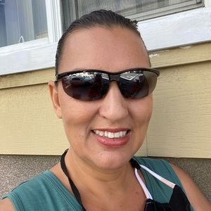 Meet your Posher, Christine